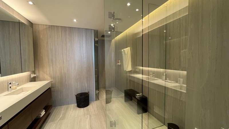 Departamento con tres suites en la Barra con vista al mar